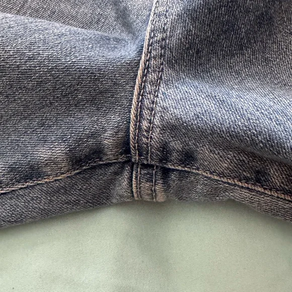 AG Adriano Goldschmied Women's Distressed Blue Jeans - Picture 7 of 8